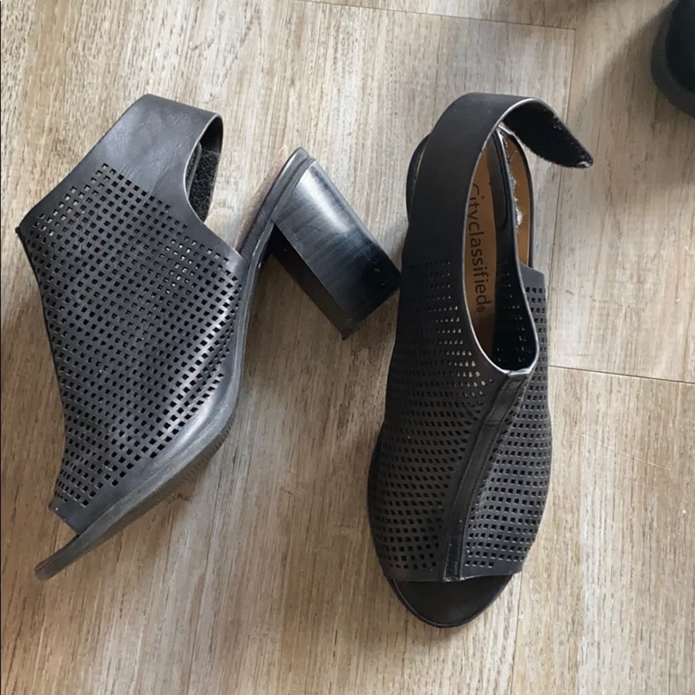 Black heeled booties